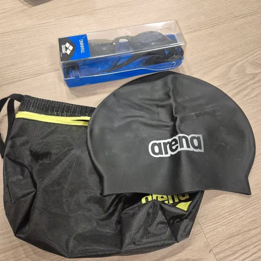 [BUNJANG] Arena Swim Cap and Bag Set / 아레나 수모 팝니다
