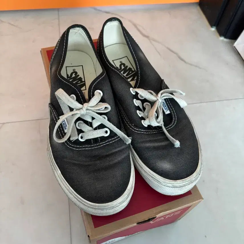 [BUNJANG] Vans Washed Black Sneakers / <마지막 가격>반스 워시드 블랙