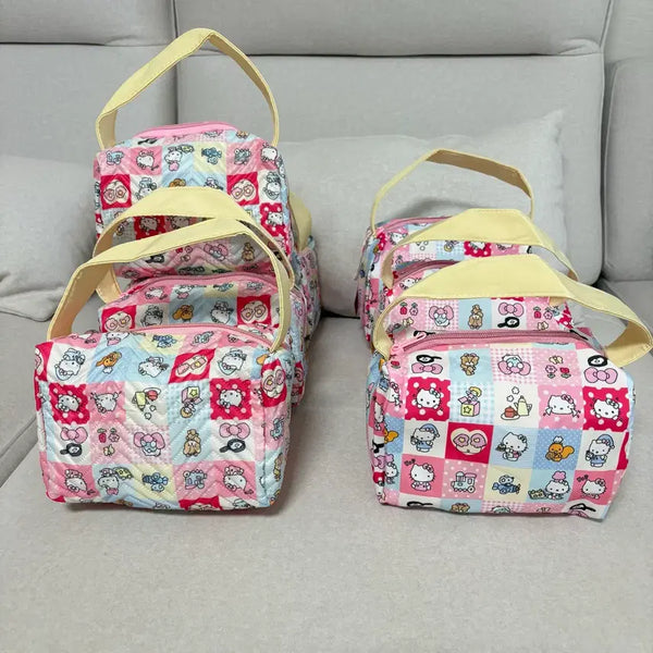 [BUNJANG] Pink Hello Kitty Pouch Bag / 새상품 핑크 키티 파우치 보조가방