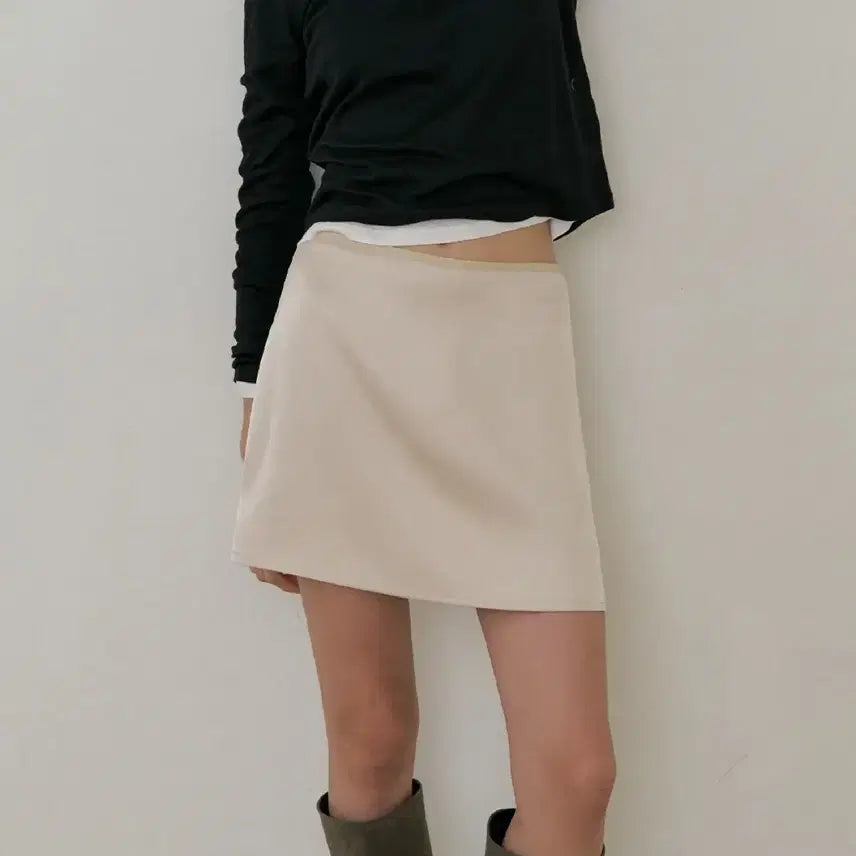 [BUNJANG] Ring Seoul Satin Mini Skirt Ivory M / 링서울 새틴 미니스커트