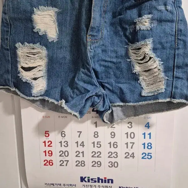 [BUNJANG] Distressed Denim Hotpants Shorts / 데미지 데님 반바지 핫팬츠