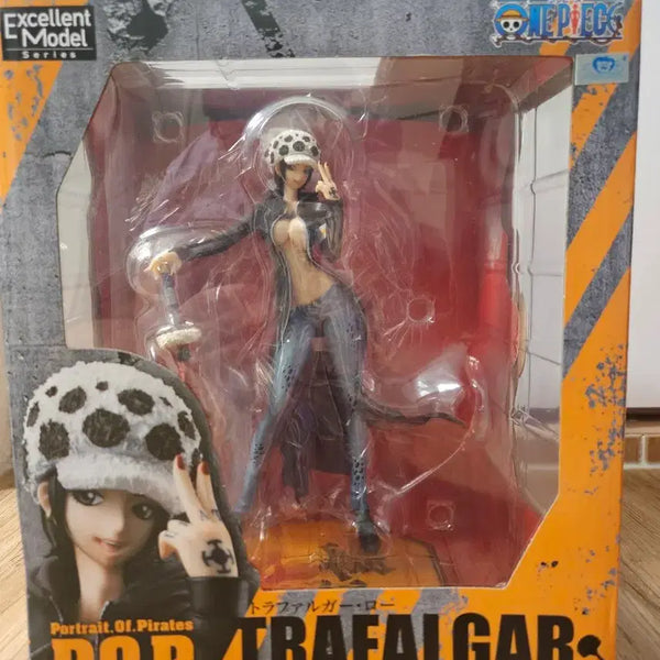 [BUNJANG] One Piece POP Law Female Version Figure (Unused, Sealed) / 원피스 피규어 원피스 pop 로우 여체 박스개봉 피규어 미사용,미개봉정품