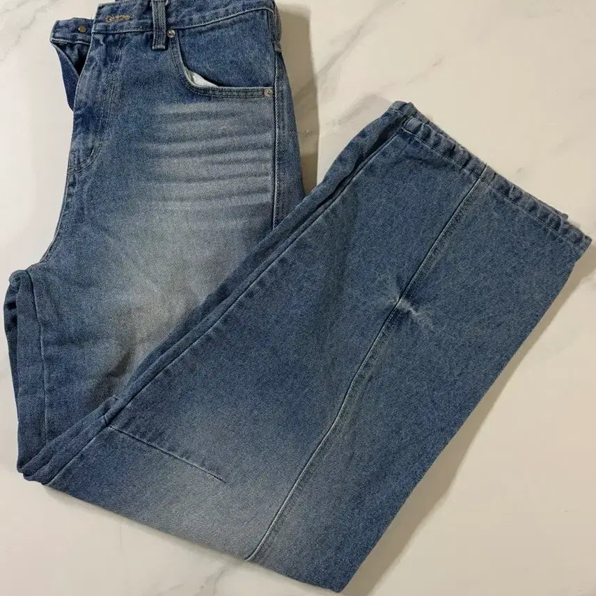 [BUNJANG] Poermi Curved Denim Pants / 포에르미 커브드 데님 팬츠