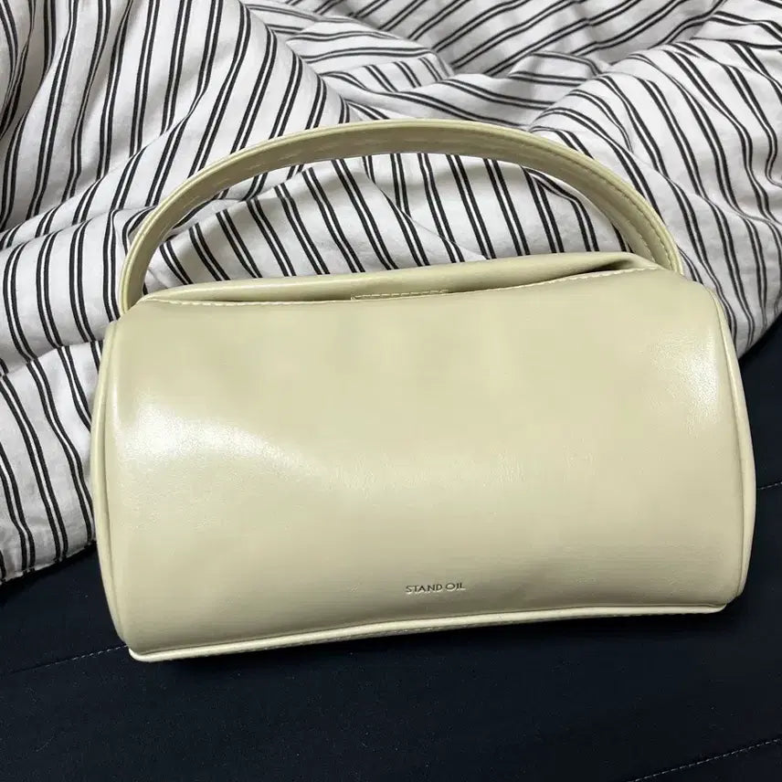 [BUNJANG] Stand Oil Radio Bag Vanilla / 스탠드오일 레디오백 바닐라