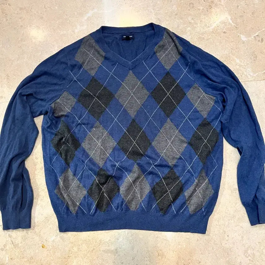 [BUNJANG] Argyle V-Neck Knit / 아가일 브이넥니트