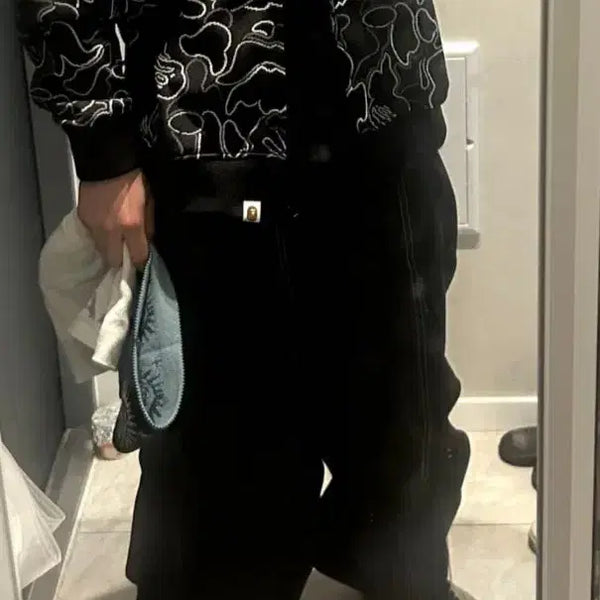[BUNJANG] BAPE Neon Sign Jacquard Track Jacket (Size L) / 베이프 네온사인 자카드 트랙 재킷