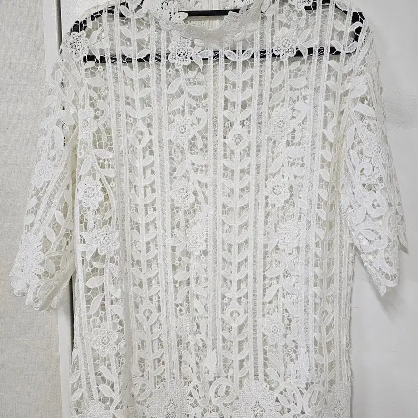 [BUNJANG] Women's White Short Sleeve Top / 여성 화이트 반팔