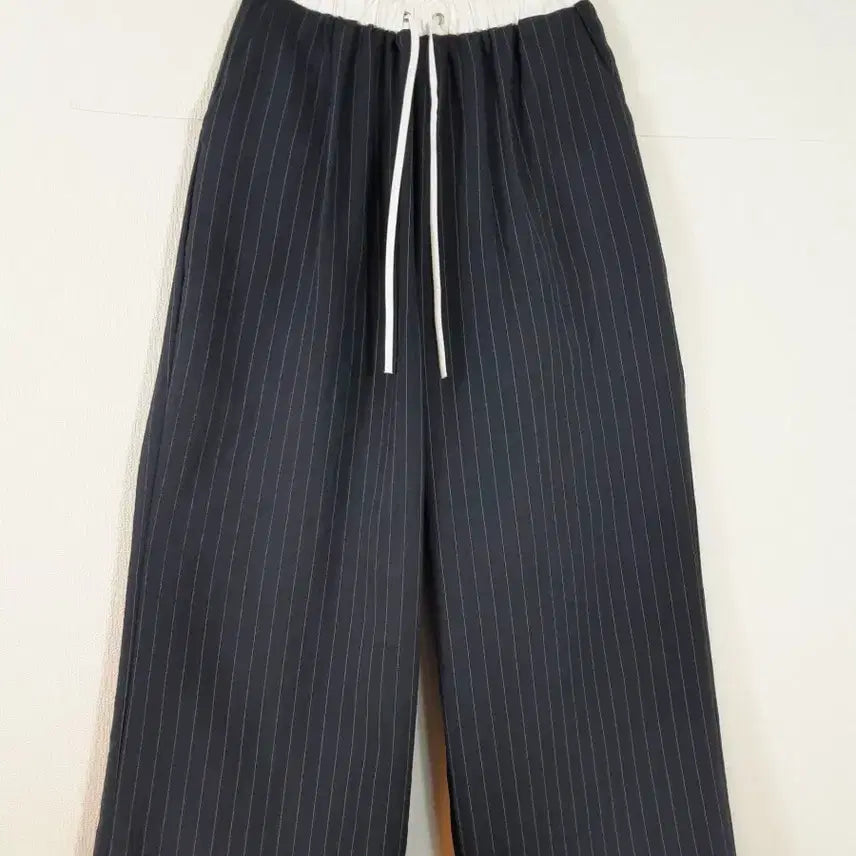 [BUNJANG] Striped Color-Block Wide Banding Pants / 진곤색스트라이프 배색밴딩 와이드 팬츠
