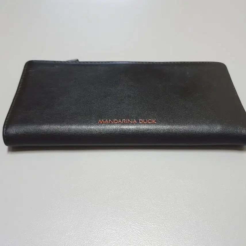 [BUNJANG] Mandarina Duck Leather Long Wallet Black / 만다리나덕 (남여공용) 장지갑 (가죽) 블랙