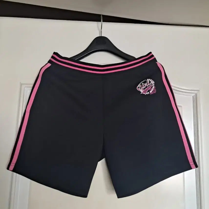 [BUNJANG] Black & Pink Line Shorts / 블랙 핑크 라인 반바지