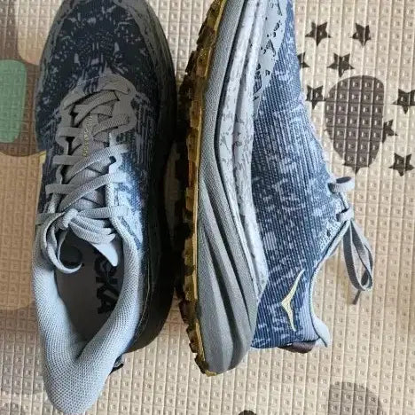 [BUNJANG] Hoka Running Shoes Size 8 / 호카 운동화 8사이즈