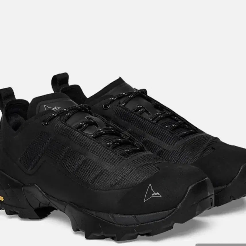 [BUNJANG] Roa Catarina Light Black Shoes / [45]로아 카타리나 라이트 블랙 새제품 / 슈프림 스투시