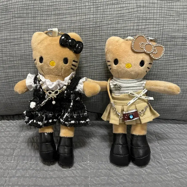 [BUNJANG] Long-Legged Kitty Keychain / 롱다리 키티 키링