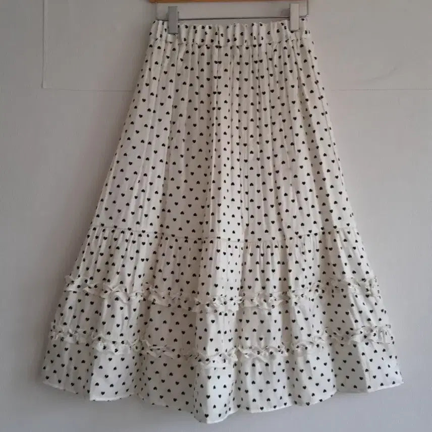 [BUNJANG] Heart Pattern Tiered Skirt / 하트 패턴 캉캉 스커트