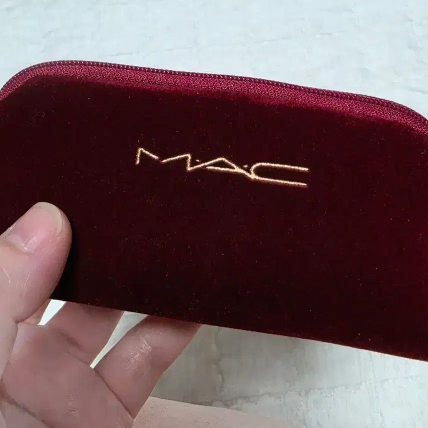 [BUNJANG] MAC Powder Kiss Velvet Pouch Keyring / 새상품+정품) 맥 파우더 키스 키링 벨벳 파우치