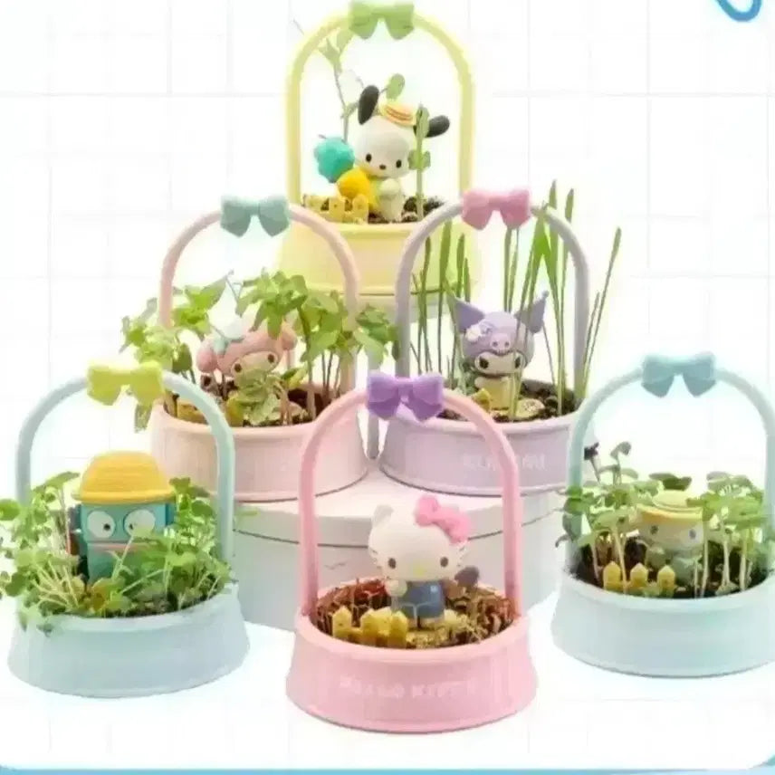 [BUNJANG] Hello Kitty Figure Plant Growing Kit / 산리오 가든 시리즈 식물 키우기 (헬로키티)