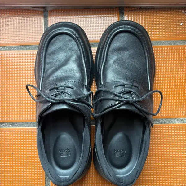 [BUNJANG] KINCH X TO&TO MOC-001 Shoes / 킨치 x 토앤토 MOC-001