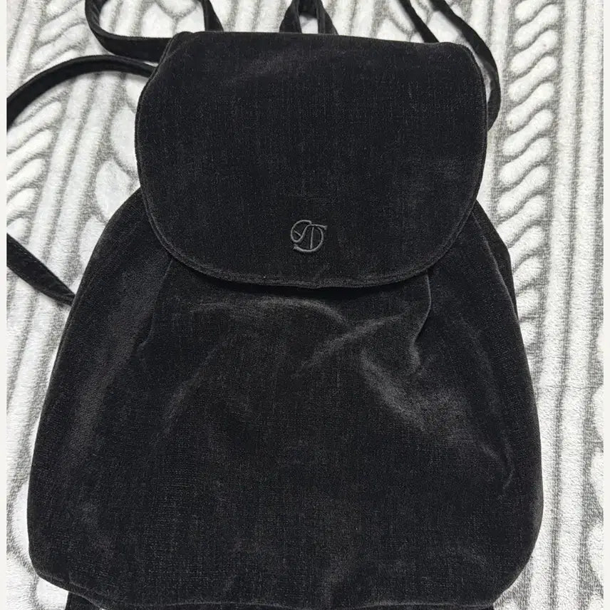 [BUNJANG] Soft Seoul Velour Backpack Black / 소프트서울 벨루어 백팩 블랙
