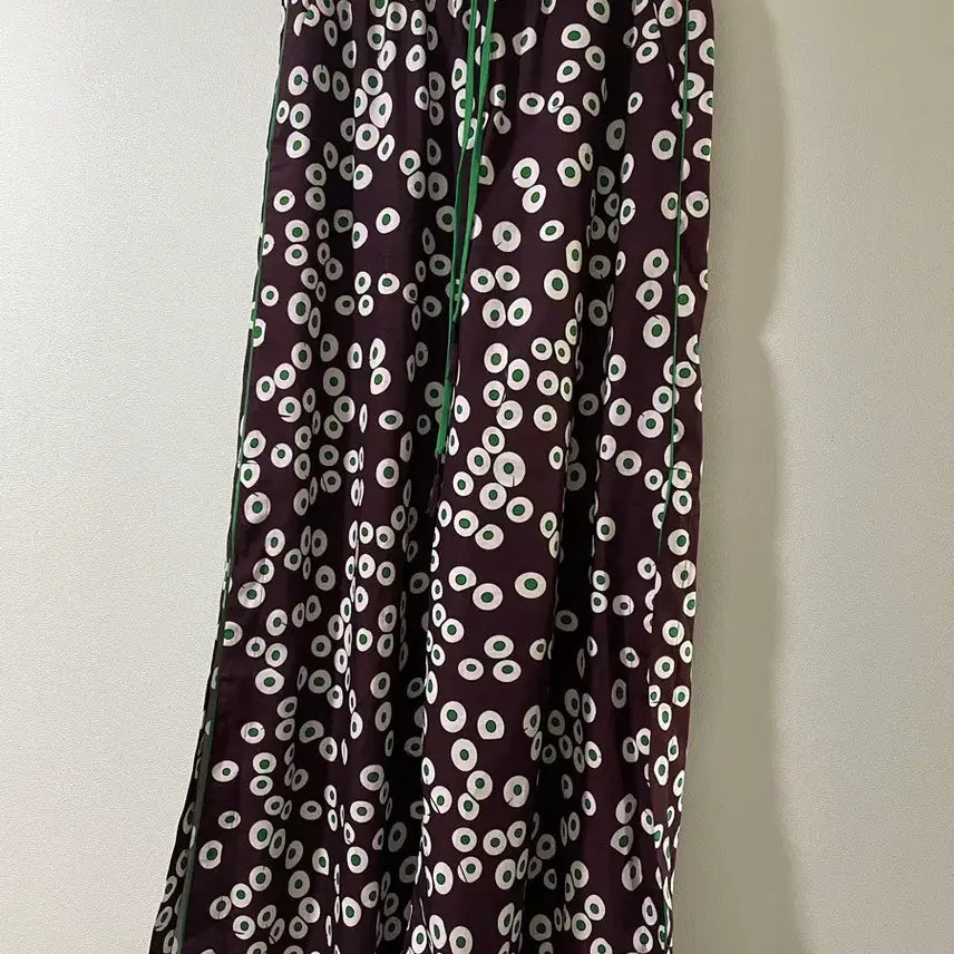[BUNJANG] Jucy Judy Polka Dot Pattern Brown Training Pants / JUCY JUDY 도트 패턴 브라운 트레이닝 바지