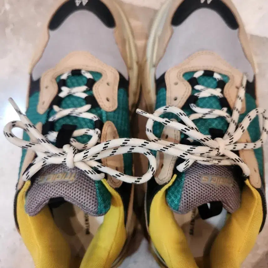 [BUNJANG] Triple S Light Green Sneakers / 트리플s  노초