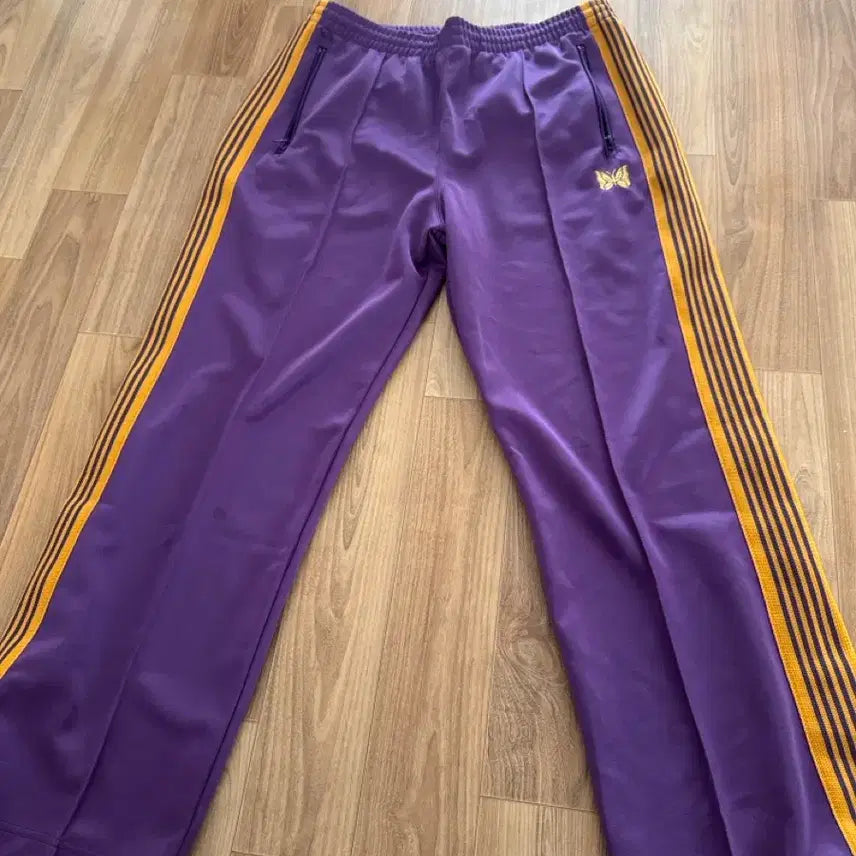 [BUNJANG] Needles Track Pants Purple Gold Stripe / 니들스 트레이닝복 바지