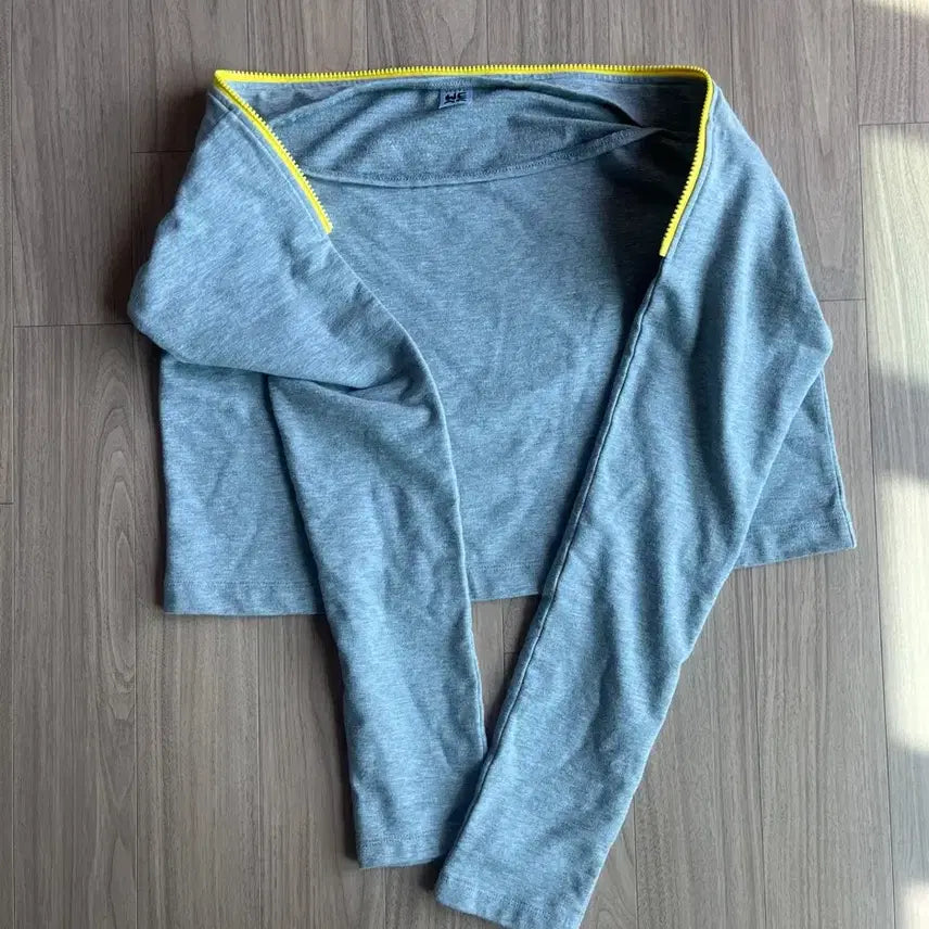 [BUNJANG] Zumba Long Sleeve Crop Top T-Shirt - Size S / 줌바 긴팔 크롭티 S사이즈