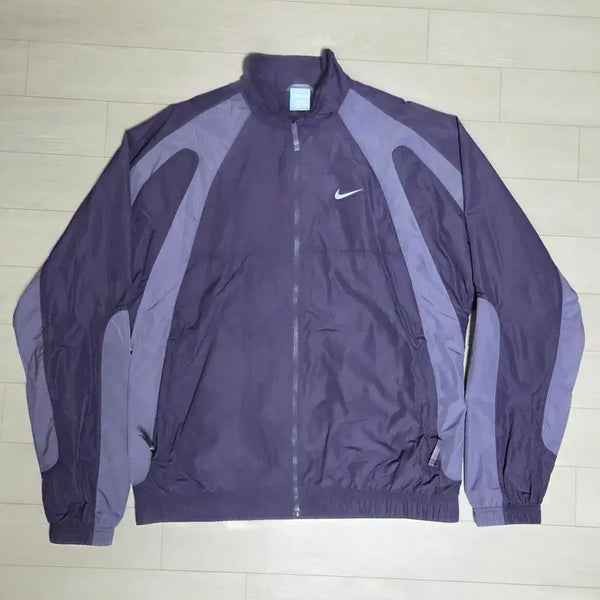 [BUNJANG] Nike x Drake NOCTA NRG Nylon Track Jacket Dark Raisin / [us L]나이키 x 드레이크 녹타 NRG 나일론 트랙 자켓 다크 레이즌