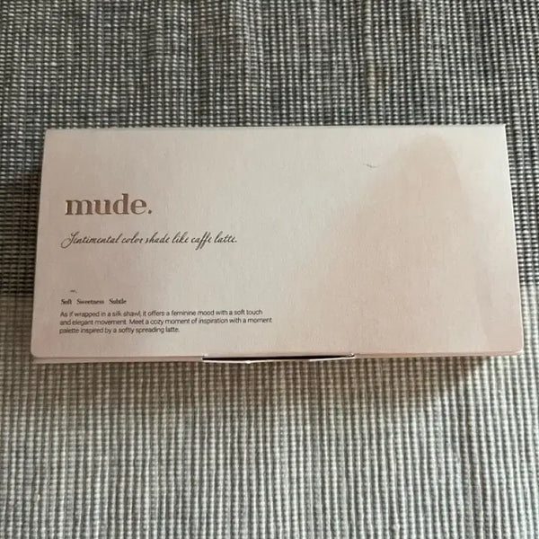 [BUNJANG] Mude Showl Moment Eyeshadow Palette No. 05 Toffee Nut Latte / 뮤드 숄 모먼트 아이섀도우팔레트 05호 토피넛라떼 새제품