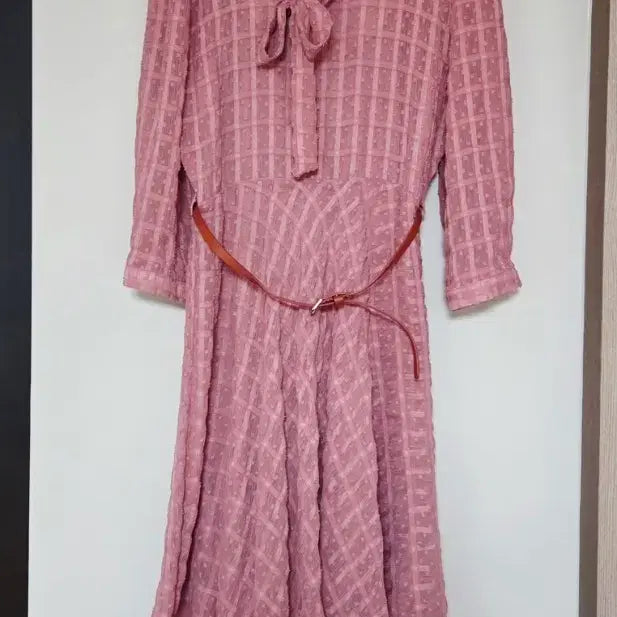 [BUNJANG] Pink Ribbon Belt Midi Dress - Size 55 / 55)핑크 리본 벨트 원피스 55사이즈