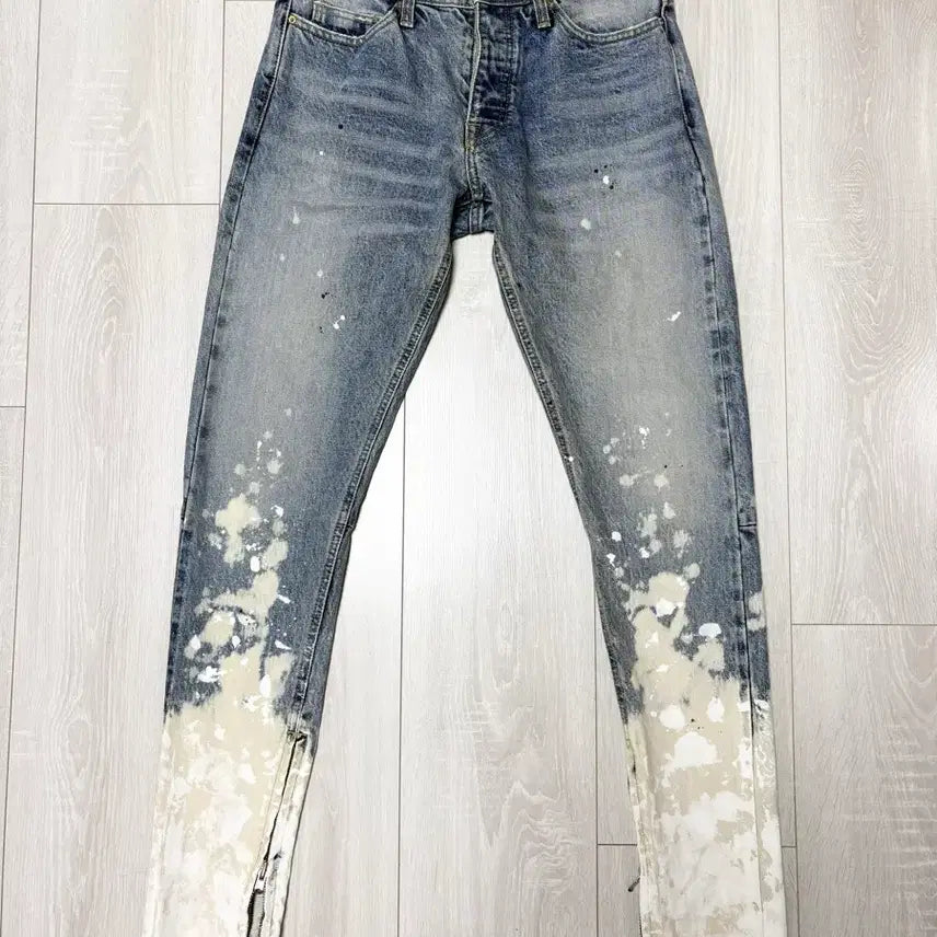 [BUNJANG] Fear of God Paint Splatter Slim Fit Denim Jeans / FEAR OF GOD 청바지