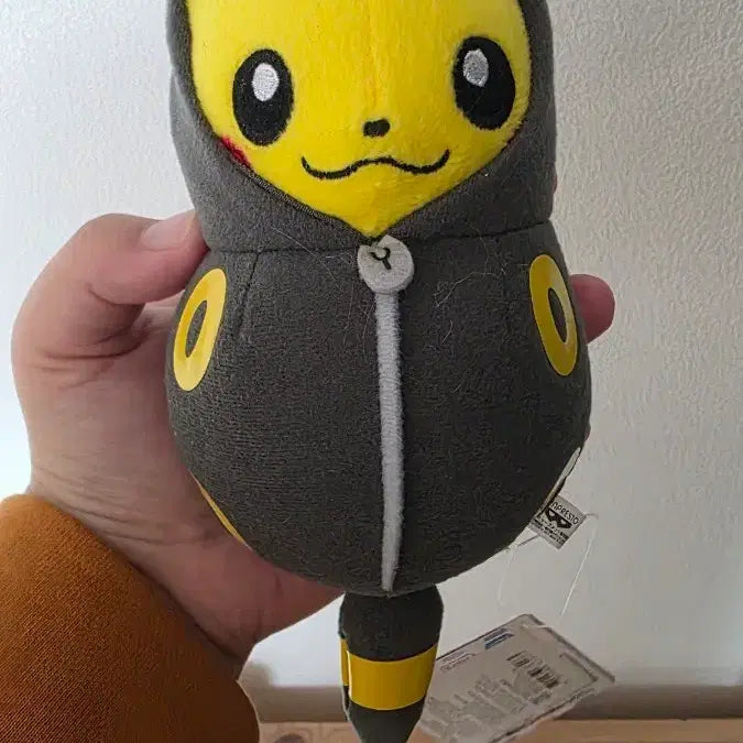 [BUNJANG] Pikachu Blackie Sleeping Bag Plush Doll / 피카츄 블래키 침낭 인형