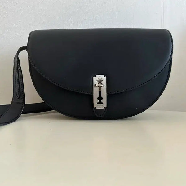 [BUNJANG] Vunque Leather Shoulder Bag (Deep Navy) / 분크 가죽 숄더백 (딥네이비)