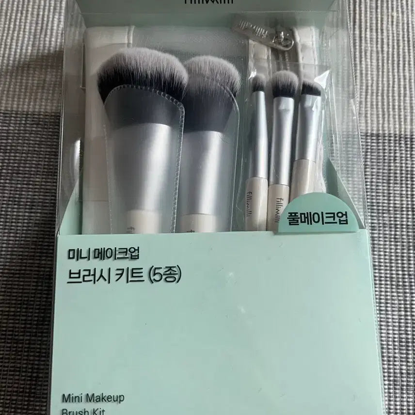 [BUNJANG] Fillimilli Mini Makeup Brush Kit 5pcs Set / 필리밀리 미니 메이크업 브러시 키트 5종 새제품