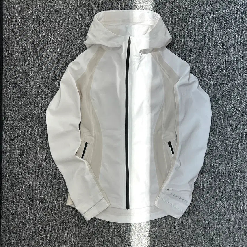 [BUNJANG] Lululemon White Define Hooded Jacket / 룰루레몬 화이트 디파인 후드 자켓