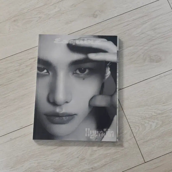 [BUNJANG] Stray Kids Hyunjin Esquire Magazine June 2023 (Type B) / 에스콰이어 2023 6월호 B형 스트레이키즈 스키즈 현진 황현진 잡지