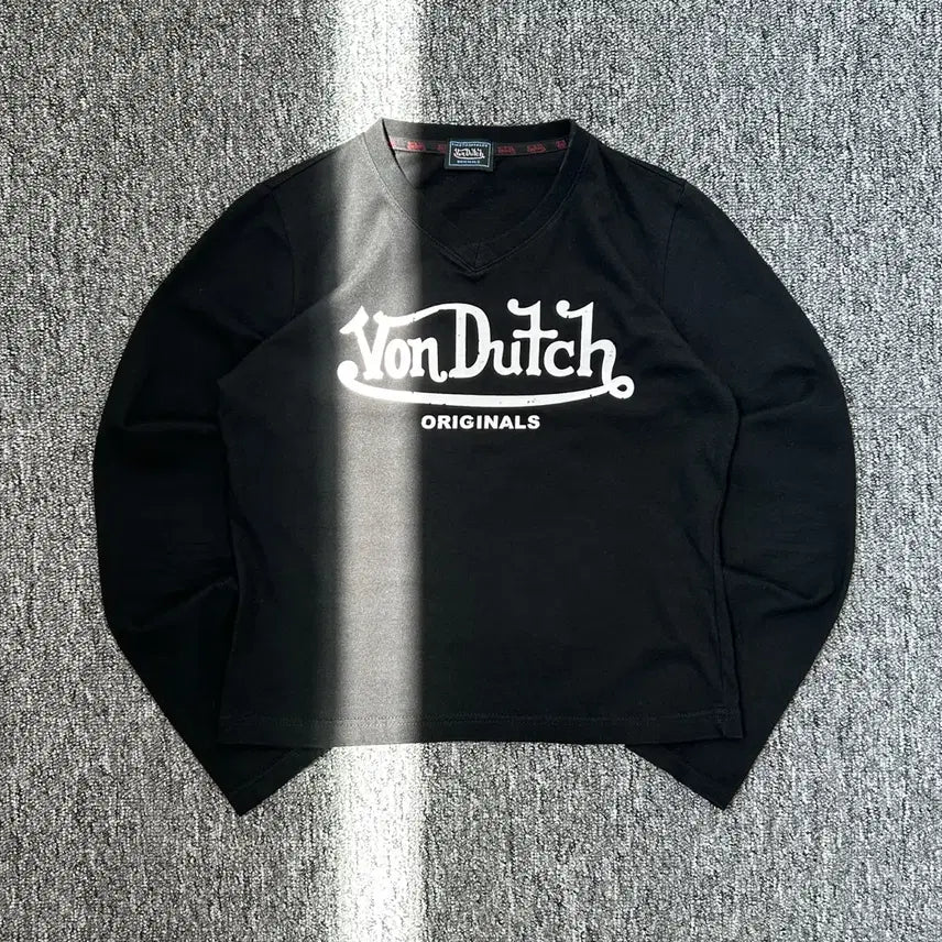 [BUNJANG] Boncchi Printing V-Neck Long Sleeve M / 본더치 프린팅 브이넥 롱슬리브