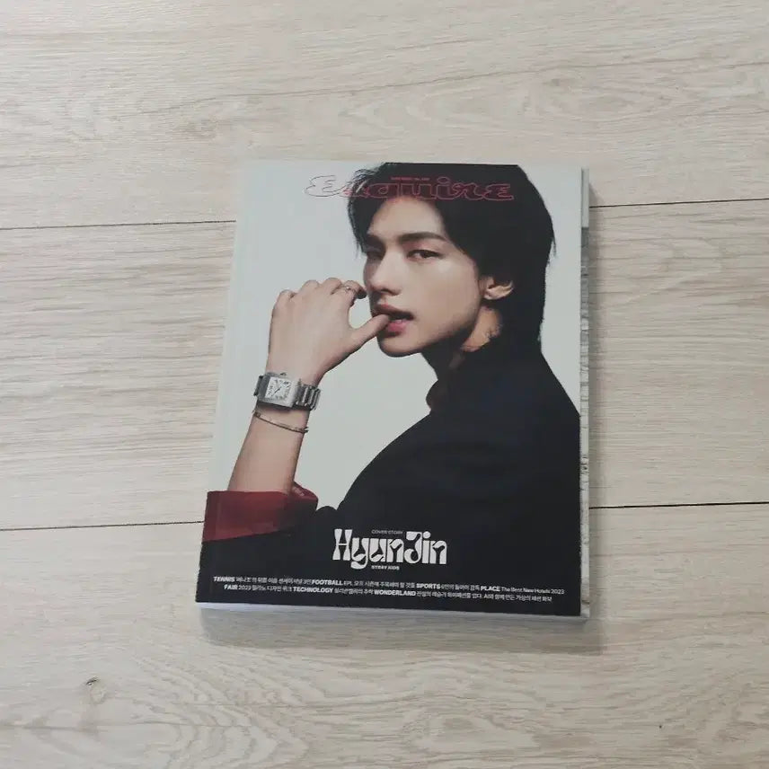 [BUNJANG] Stray Kids Hyunjin Esquire Magazine June 2023 Issue Type E / 에스콰이어 2023 06월호 E형 스트레이키즈 스키즈 현진 황현진 잡지