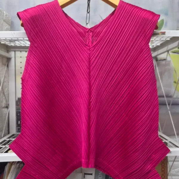 [BUNJANG] Pleats Please Issey Miyake 66 Hot Pink Pleats Sleeveless Top (Size 3) / 플리츠플리즈 이세이미야케 66 핫핑크 플리츠 나시 민소매 (3) WM94