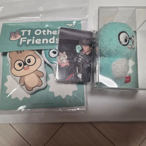 [BUNJANG] T1 Other Friends Doran Plush + Photocard Set / T1 Other Friends 봉제인형 + 포토카드 세트 도란