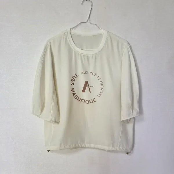 [BUNJANG] Semi Cropped 5-Sleeve Blouse (Size 66) / 소매5부 세미크롭 티블라우스 66