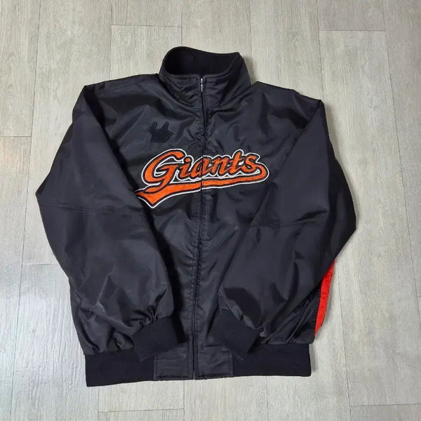 [BUNJANG] Lotte Giants Game-Issued Baseball Jacket (Size 110) / 롯데자이언츠 지급용 야구점퍼(110)