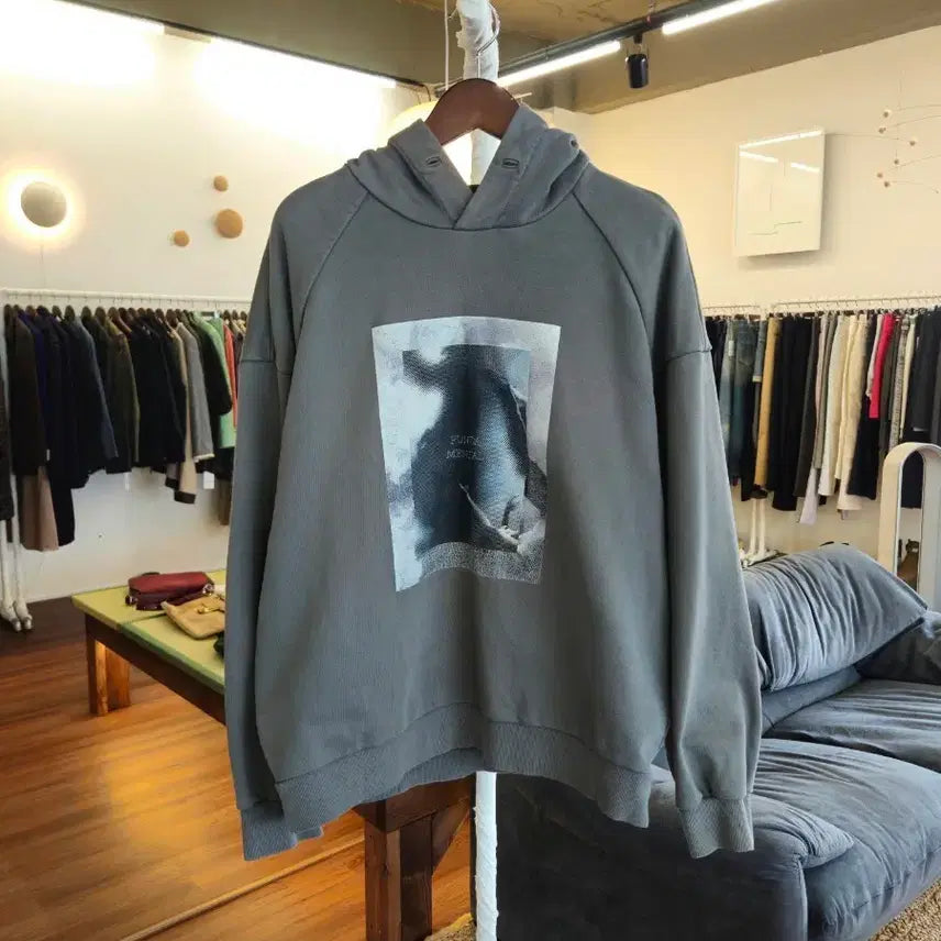 [BUNJANG] Juun.j 20FW Embroidered Lettering Hooded T-Shirt / 준지 20FW 엠브로이더리 레터링 절개 후드티