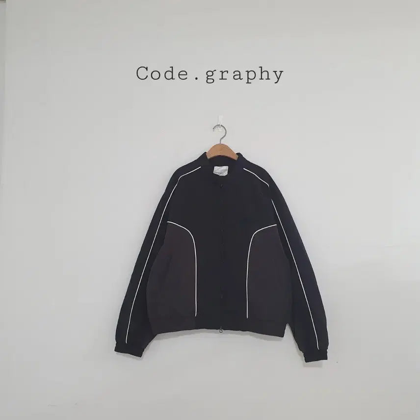 [BUNJANG] Code Grafi Black Track Jacket Windbreaker Jumper / 세일)No.26051310 코드그라피 블랙 트랙 자켓 바람막이 점퍼