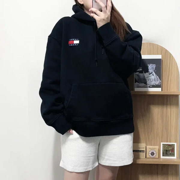 [BUNJANG] Tommy Hilfiger Black Patch Logo Fleece Hoodie [L] / 타미 블랙 패치로고 기모 후드티 [ L ]