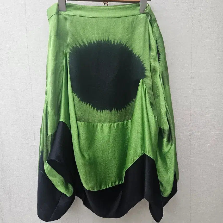 [BUNJANG] Lee Sang Bong 100% Silk Skirt / 이상봉  실크100% 스커트 28