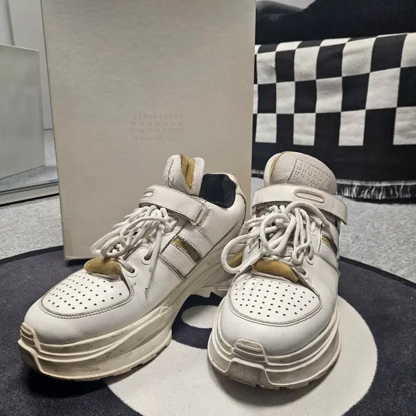 [BUNJANG] Maison Margiela Retrofit Sneakers (Size 43) / 마르지엘라 레트로핏 스니커즈 (43)