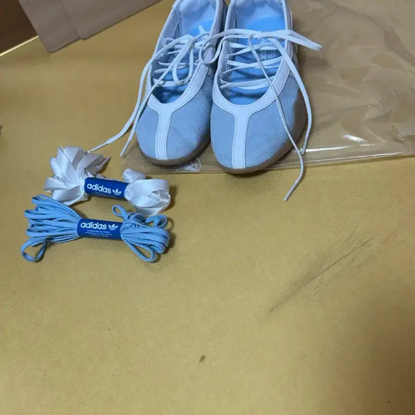 [BUNJANG] Adidas Taekwondo May Clear Sky Cloud White Shoes / 아디다스 태권도 메이 클리어 스카이 클라우드 화이트 240