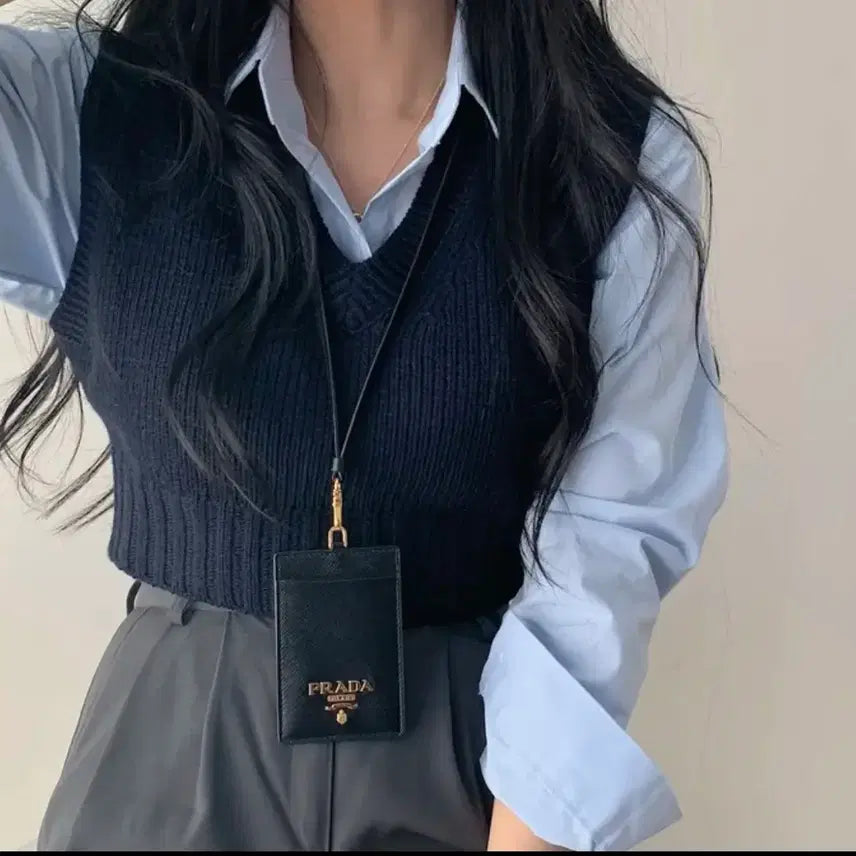 [BUNJANG] New Normal V-Neck Cropped Knit Vest Navy / 잘록핏!] 뉴노멀 브이넥 크롭 니트조끼 네이비