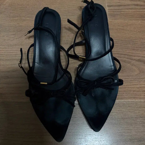 [BUNJANG] ETHOS Black Ribbon Sandals / ETHOS 에토스 블랙 리본 샌들