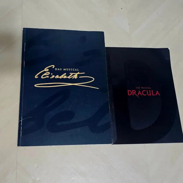 [BUNJANG] Musical Elizabeth Dracula Playbook Set Kim Junsu Ok Joo Hyun Kai Park Eun Tae / 뮤지컬 엘리자벳 드라큘라 플북 2종 일괄 김준수 옥주현 카이 박은태